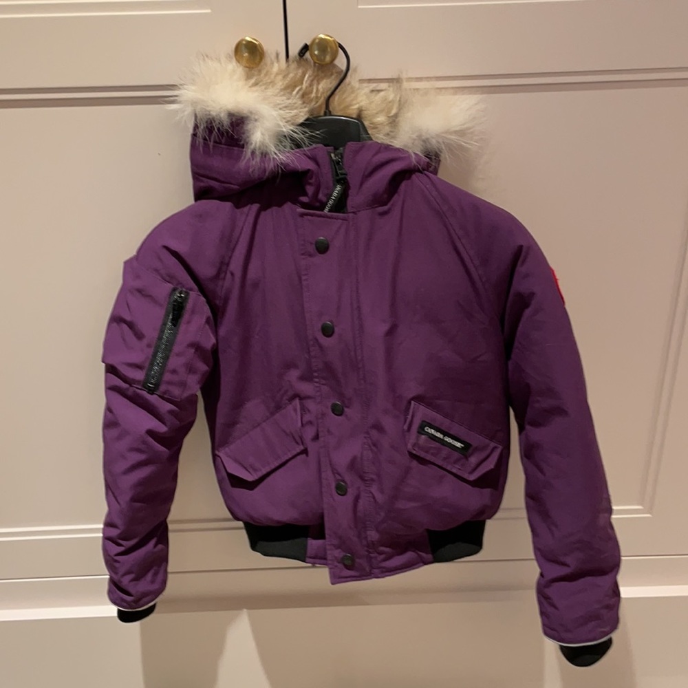 Girls Canada Goose Rundle Bomber. Size small (7/8)